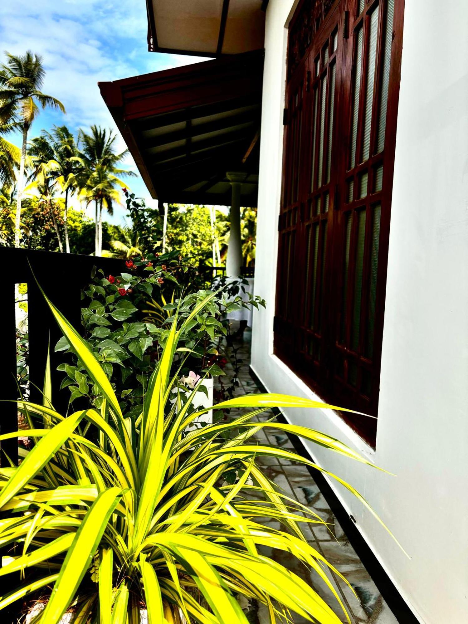 Fourcoock Villa Kosgoda Exterior foto